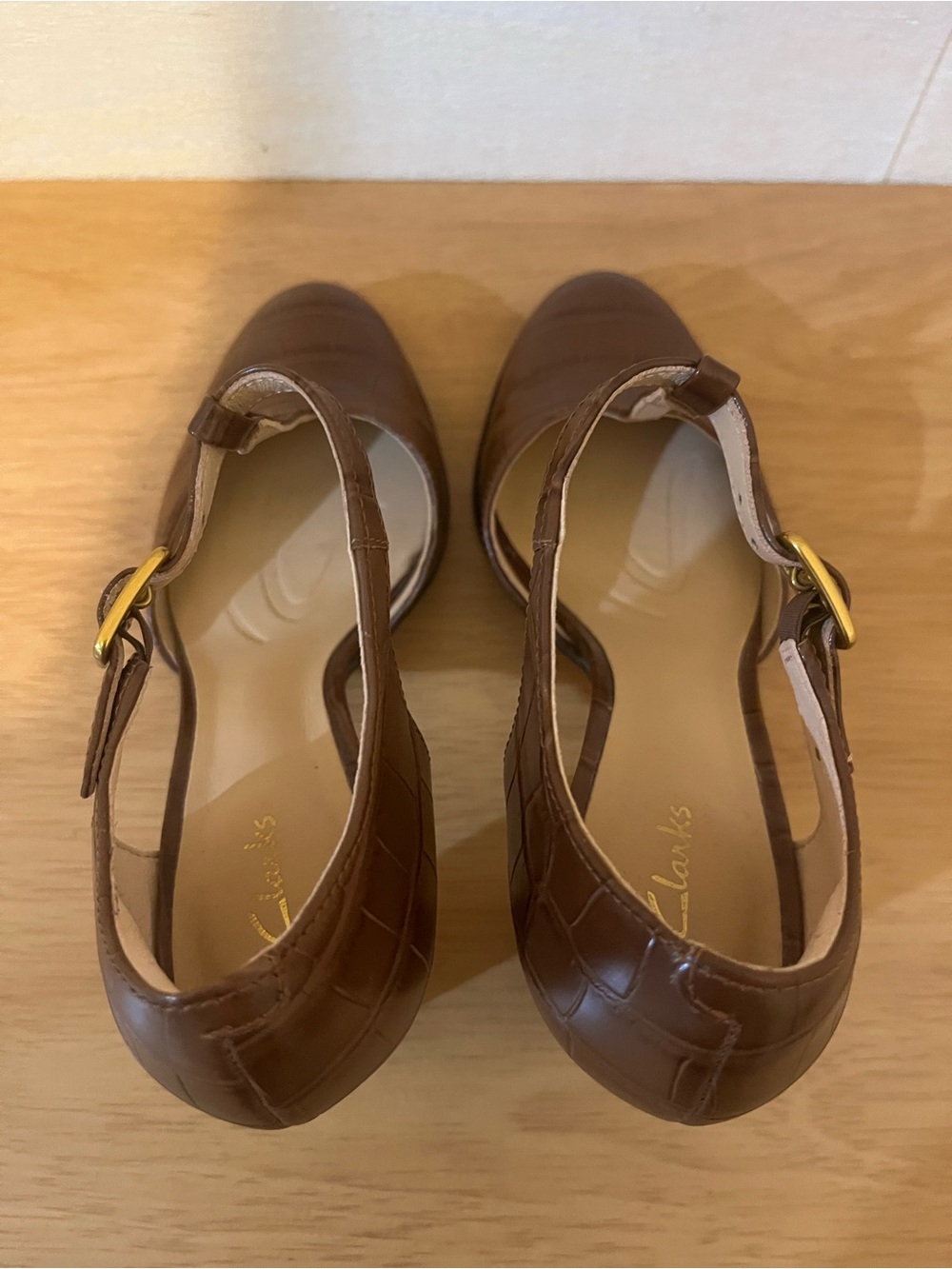 Clarks Brown T-Strap Block Heels with Croc Texture - Picture 9 of 13